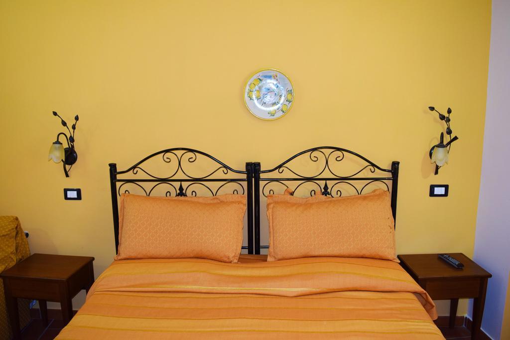 B&B Salotto Di Athena Агридженто Екстериор снимка